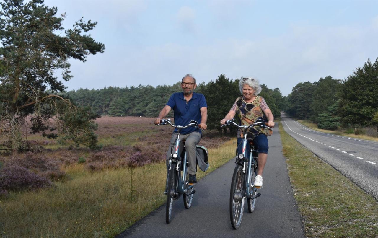 Chalet Op De Veluwe # Eiken Путен Екстериор снимка